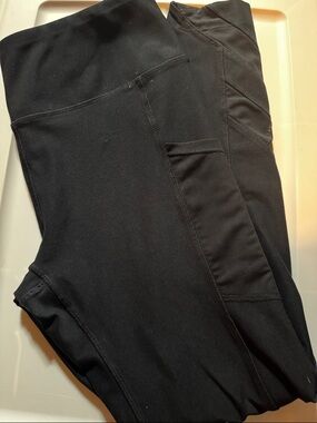 Women’s Black Leghings with mesh